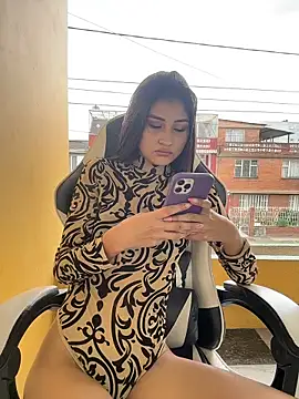 Aylin fire online show from 19, 2, 2026