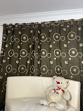 soffii-estrella online show from 1, 4, 2026