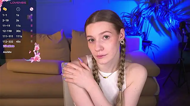 Snapshot of Vanessa__Lui chatting on 10, 3, 2026 Vanessa Lui online show from 10, 3, 2026