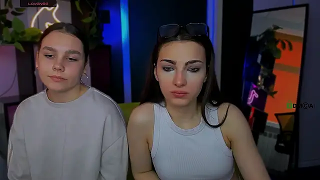 Snapshot of jenny_donne chatting on 25, 3, 2026 jenny donne online show from 25, 3, 2026