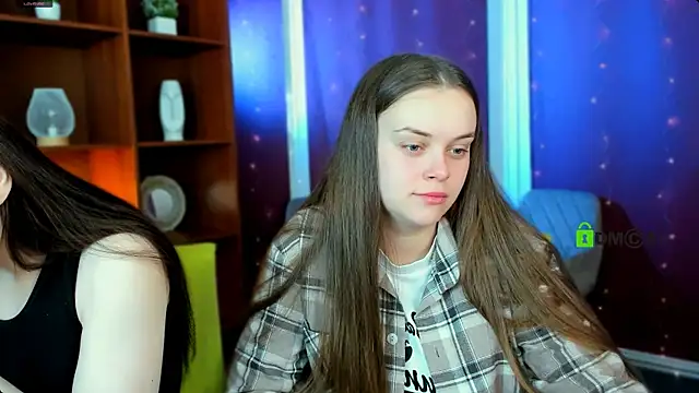 Snapshot of jenny_donne chatting on 3, 4, 2026 jenny donne online show from 3, 4, 2026