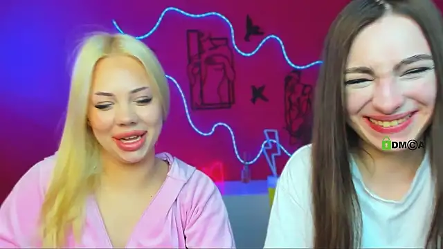 Snapshot of jenny_donne chatting on 5, 4, 2026 jenny donne online show from 5, 4, 2026