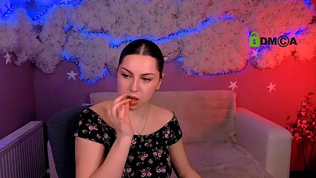 Snapshot of amalialowell chatting on 18, 3, 2026 amalialowell online show from 18, 3, 2026