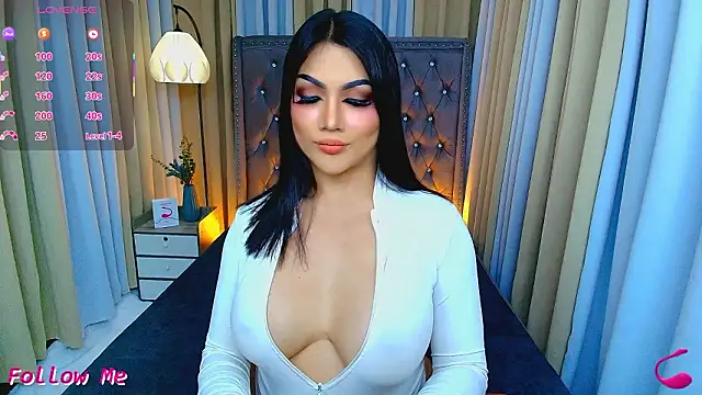 Snapshot of Laureen_Hilton chatting on 20, 3, 2026 Laureen Hilton online show from 20, 3, 2026