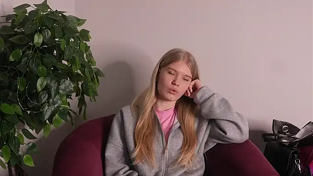 MelanyRuch online show from 17, 2, 2026