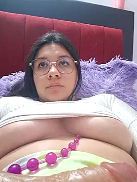 Snapshot of belen_green chatting on 8, 4, 2026 belen green online show from 8, 4, 2026