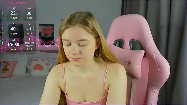 Snapshot of EvaRaee chatting on 5, 3, 2026 EvaRaee online show from 5, 3, 2026