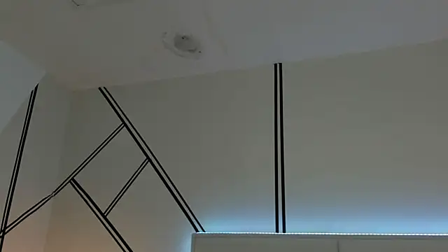 evangeline valencia online show from 29, 3, 2026