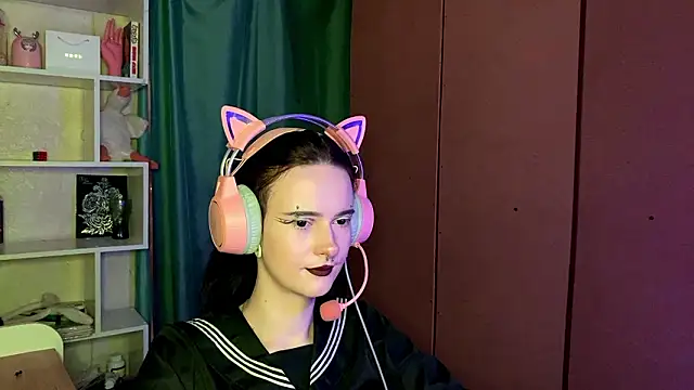 Snapshot of MabelDefina chatting on 2, 3, 2026 MabelDefina online show from 2, 3, 2026