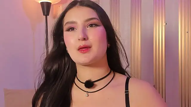 zoe moon   online show from 27, 2, 2026