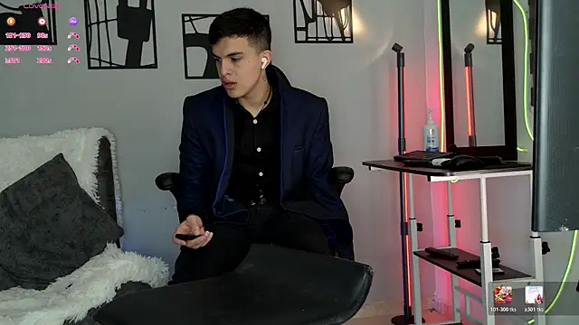 Snapshot of nico_pelusa chatting on 2, 4, 2026 nico pelusa online show from 2, 4, 2026