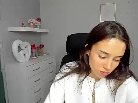 Snapshot of AdeleSolo chatting on 16, 3, 2026 AdeleSolo online show from 16, 3, 2026