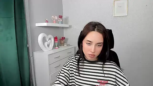 Snapshot of AdeleSolo chatting on 30, 3, 2026 AdeleSolo online show from 30, 3, 2026