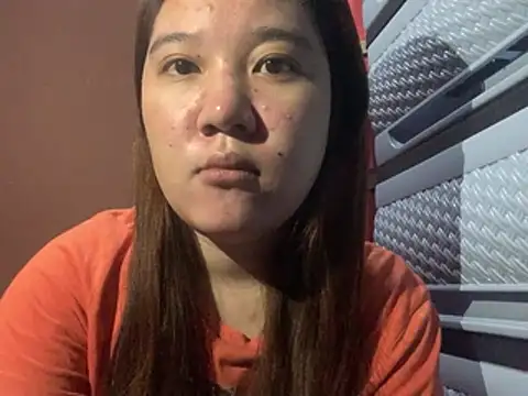 Snapshot of larskelly chatting on 4, 3, 2026 larskelly online show from 4, 3, 2026