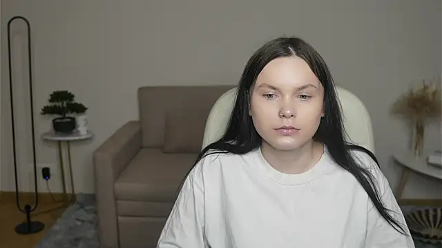 Snapshot of LeilaErcolani chatting on 20, 2, 2026 LeilaErcolani online show from 20, 2, 2026