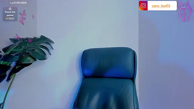 Snapshot of zara_leee chatting on 23, 3, 2026 zara leee online show from 23, 3, 2026