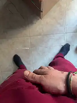 Snapshot of D4n13l47 chatting on 9, 4, 2026 D4n13l47 online show from 9, 4, 2026