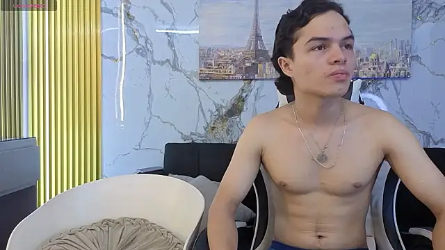 Ebony and boy pm online show from 11, 3, 2026