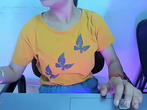 Hotsurbhi online show from 16, 3, 2026