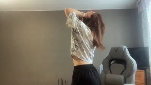 LunnaBliss online show from 2, 3, 2026