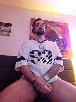 LargeLith online show from 28, 2, 2026