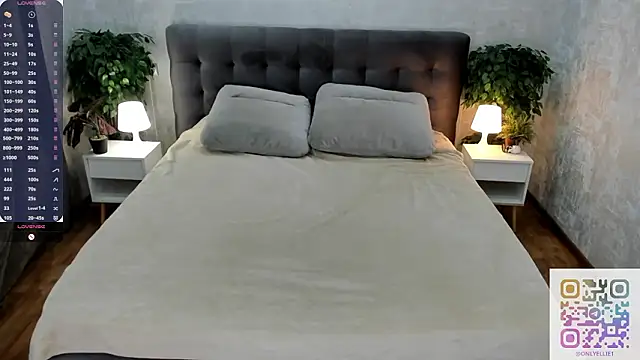  smile in glow  online show from 11, 3, 2026