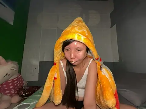 Snapshot of lady_moon09 chatting on 28, 3, 2026 lady moon09 online show from 28, 3, 2026