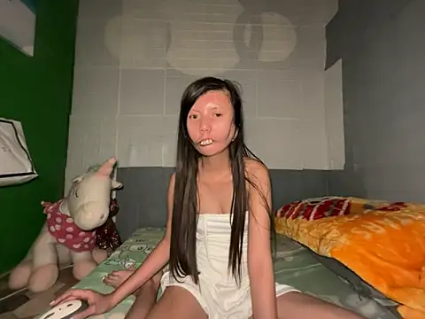 Snapshot of lady_moon09 chatting on 1, 4, 2026 lady moon09 online show from 1, 4, 2026