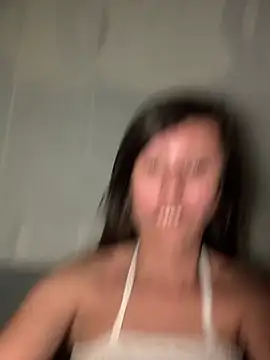 Snapshot of lady_moon09 chatting on 2, 4, 2026 lady moon09 online show from 2, 4, 2026