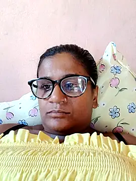 indianstrawberrylips4u online show from 21, 2, 2026