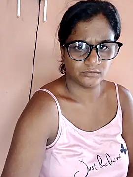 indianstrawberrylips4u online show from 21, 3, 2026