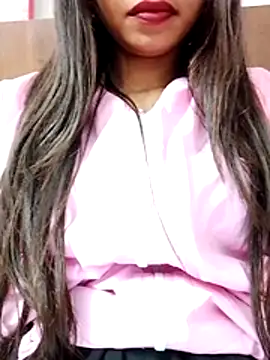 Snapshot of cute_girl_29 chatting on 17, 2, 2026 cute girl 29 online show from 17, 2, 2026