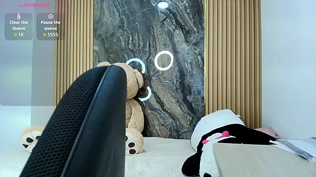 scarlett lumi online show from 19, 2, 2026