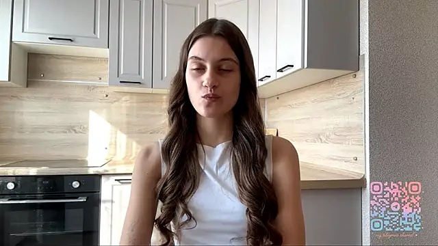 Snapshot of SwappingFate chatting on 3, 4, 2026 SwappingFate online show from 3, 4, 2026