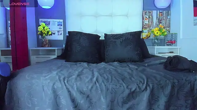 Snapshot of SharonTygaX chatting on 28, 2, 2026 SharonTygaX online show from 28, 2, 2026