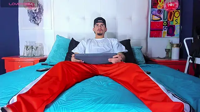 Snapshot of SharonTygaX chatting on 9, 3, 2026 SharonTygaX online show from 9, 3, 2026