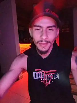 Snapshot of SharonTygaX chatting on 18, 3, 2026 SharonTygaX online show from 18, 3, 2026