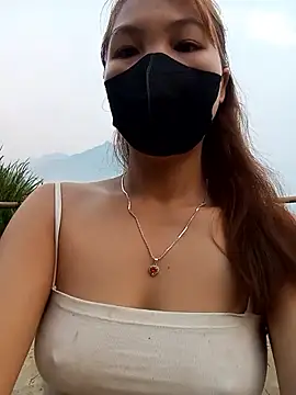 Snapshot of Nth5h chatting on 9, 4, 2026 Nth5h online show from 9, 4, 2026