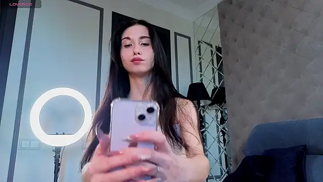 Snapshot of MiguelinaRasmuson chatting on 25, 3, 2026 MiguelinaRasmuson online show from 25, 3, 2026