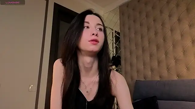 Snapshot of MiguelinaRasmuson chatting on 1, 4, 2026 MiguelinaRasmuson online show from 1, 4, 2026