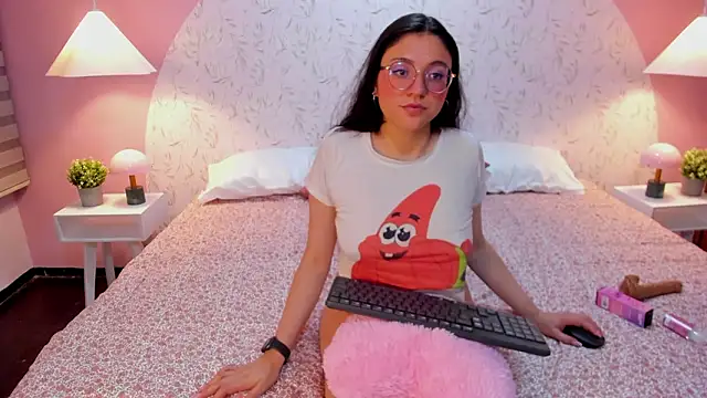 Snapshot of Angelie_Rosebrm chatting on 20, 2, 2026 Angelie Rosebrm online show from 20, 2, 2026