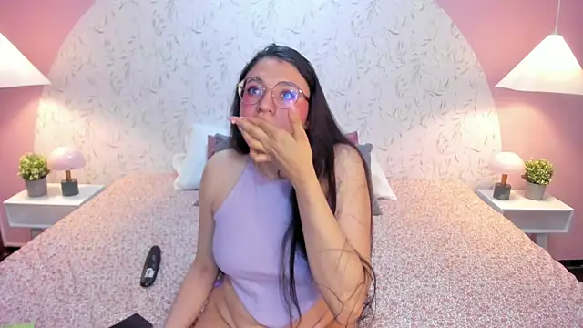 Snapshot of Angelie_Rosebrm chatting on 20, 3, 2026 Angelie Rosebrm online show from 20, 3, 2026