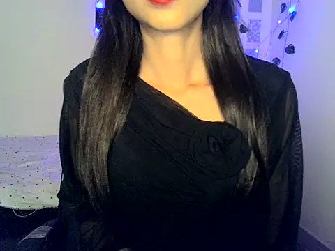 SIKSHA SINGH online show from 13, 3, 2026