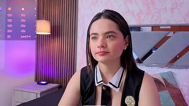 LittleeSara18 online show from 22, 3, 2026