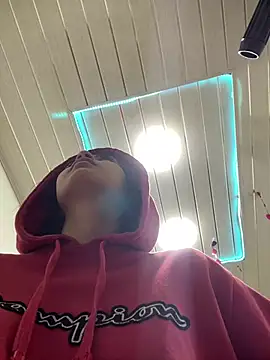 Snapshot of angell_cooper8 chatting on 9, 3, 2026 angell cooper8 online show from 9, 3, 2026