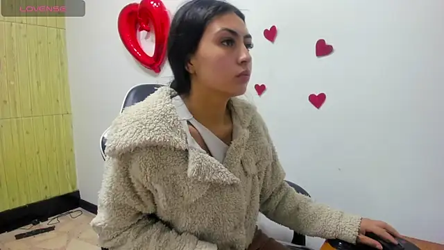 Snapshot of angell_cooper8 chatting on 13, 3, 2026 angell cooper8 online show from 13, 3, 2026