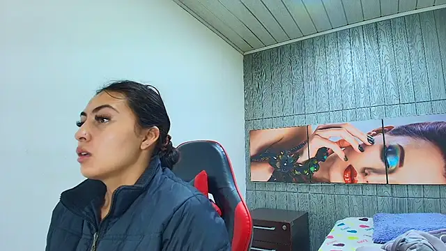 Snapshot of angell_cooper8 chatting on 31, 3, 2026 angell cooper8 online show from 31, 3, 2026