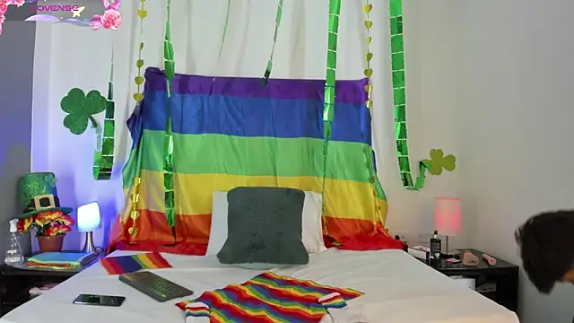 Angel Lux online show from 3, 3, 2026