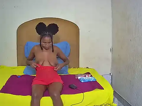 ShyBabeQueeb online show from 18, 2, 2026