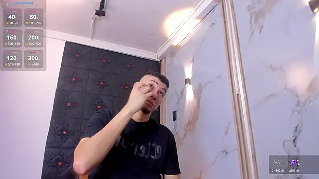 Snapshot of Logan_and_Reachel chatting on 26, 3, 2026 Logan and Reachel online show from 26, 3, 2026